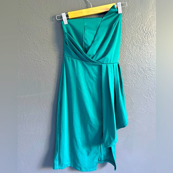 Strapless Green Dress - Picture 1 of 1